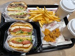 鸡肉芝士三明治-The Habit Burger Grill 哈比特汉堡(爱琴海店)