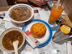 够姜猪润牛肉汤米粉-敏华冰厅(天河城店)