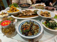 -八大碗·地道东北菜(中街店)