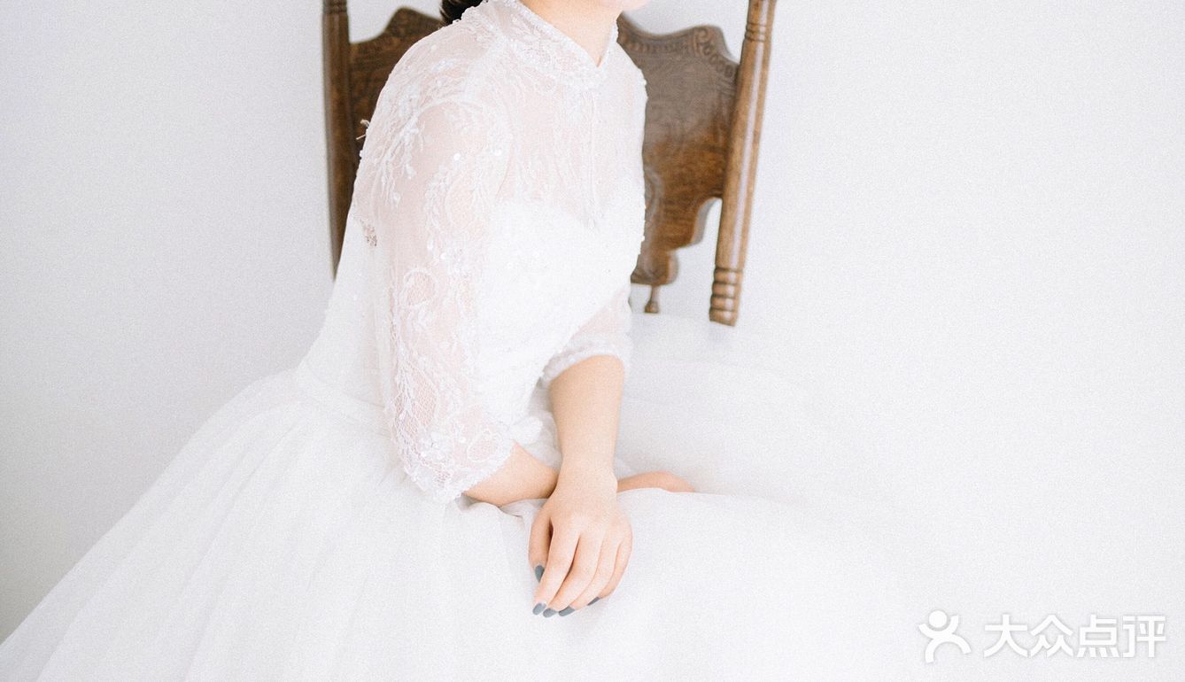 一组小清新新娘风格～ 妆发：李学淼