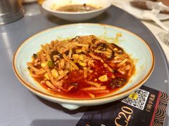 -丽华园·武汉地标楚菜餐厅(青山江滩店)