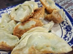 菜肉煎饺-长人馄饨铺(解放街店)
