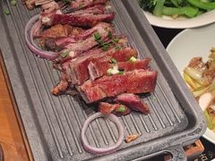 -娜仁图雅蒙古美食村(33小镇店)