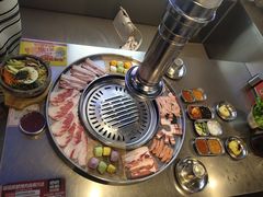 -哈哈碳都·牛肋条无限自助烤肉(台江万达店)