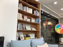 -APT运动康复中心(徐汇万科店)