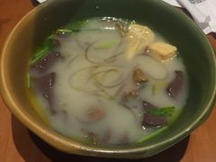 金陵鸭血粉丝汤-弄堂小笼包(西青中北永旺购物中心店)