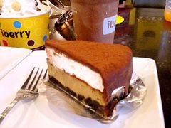 IBERRY-莓园冰淇淋店