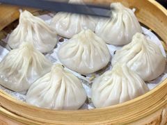 -莱莱小笼·乔艾