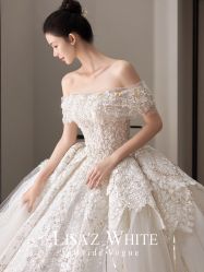 点击看大图 -Renee芮亦婚纱