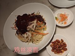 -初蓉丨遇见新川菜(亲贤街荣耀店)