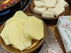 -黄潇洒老火锅(九眼桥宏济巷店)