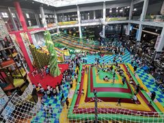 -蒙特利亲子乐园