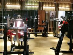 -银吉姆健身(恒隆馆)