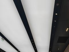 -理想汽车(世纪汇店)