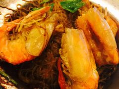 -J Daeng Seafood