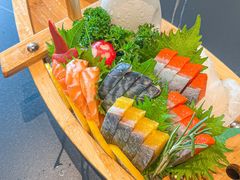 -鼎泰亨·海鲜牛肉餐厅(滨江店)