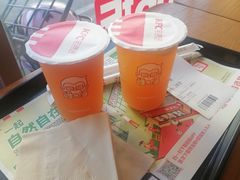 -肯德基(成山路地铁站店)