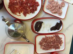 -毛辣果·贵州红酸汤牛肉火锅(西单店)