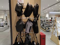 -hotwind热风(丽影广场店)