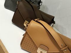 -Longchamp(佛罗伦萨小镇奥特莱斯店)