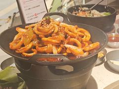 -蚂蚁洞·烤肉大营地(上海静安大悦城店)