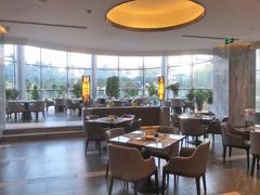 大堂-银龙酒店-巴黎时光西餐厅