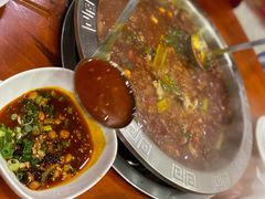 -刘胖娃鱼庄·特色肥肠鱼(杨家坪店)