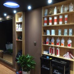 -明洞造型精品烫染