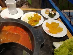 -火锅岛潮牌自助餐厅(天津天佑城店)