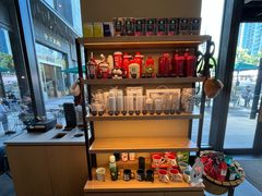 -星巴克臻选(惠州华贸天地1楼店)