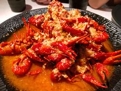 经典蒜香龙虾-红盔甲·小龙虾(天钥桥店)