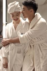 -挪娅婚纱摄影皇家会所