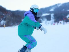 -中旅松花湖滑雪场