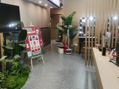 -哈喽似喜照相馆(红谷滩万达店)