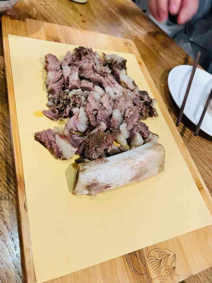 牛犇犇牛馆(城西店)-"[薄荷]环境:新开得综合体,停车不用找.