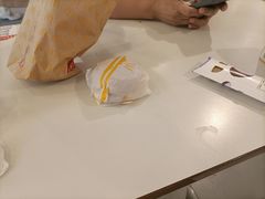 -麦当劳(世界城广场店)