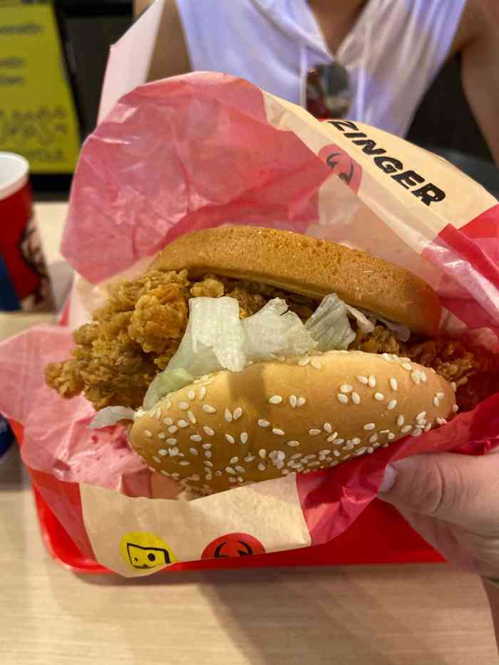 肯德基-"哈哈哈泰国版肯德基必须来吃一下的!这边的."-大众点评移动版