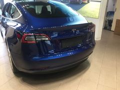 -TESLA 特斯拉(上海太古汇体验店)