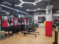 -悦动体能篮球羽毛球网球(三里河店)