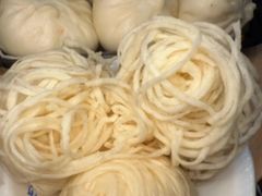 -李与白包子铺(桐梓林店)