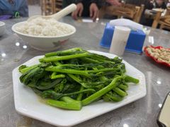 -银峰农庄·特色烧鸡·鲜无花果浸鸡
