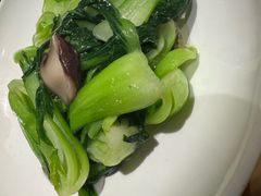 -渝信川菜 · 川味家常菜(财富购物中心店)