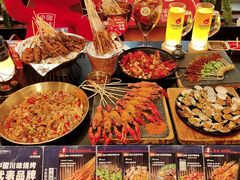 -何师烧烤Pro ·江湖川菜·小龙虾·精酿啤酒(太古里旗舰店)