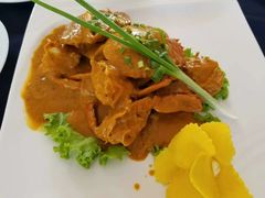 -Neary Khmer Restaurant