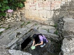 -高荡千年布依古寨旅游景区