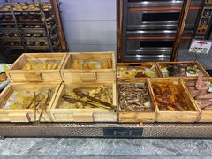 -深海聚汇·牛榴宴·自助料理(江宁万达店)