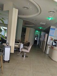 -Mentor Hair Salon