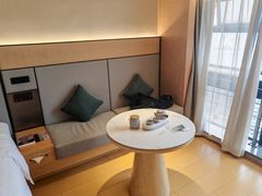 -全季酒店(重庆李子坝牛角沱地铁站店)