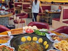 -炖四方东北铁锅炖·烧烤小龙虾(中豪国际店)