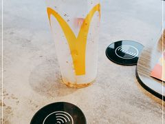 -麦当劳(展览路店)